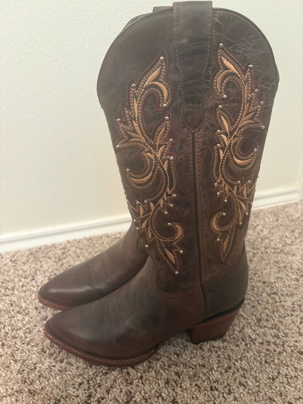Women's Brown Embroidered Western Cowboy Boots